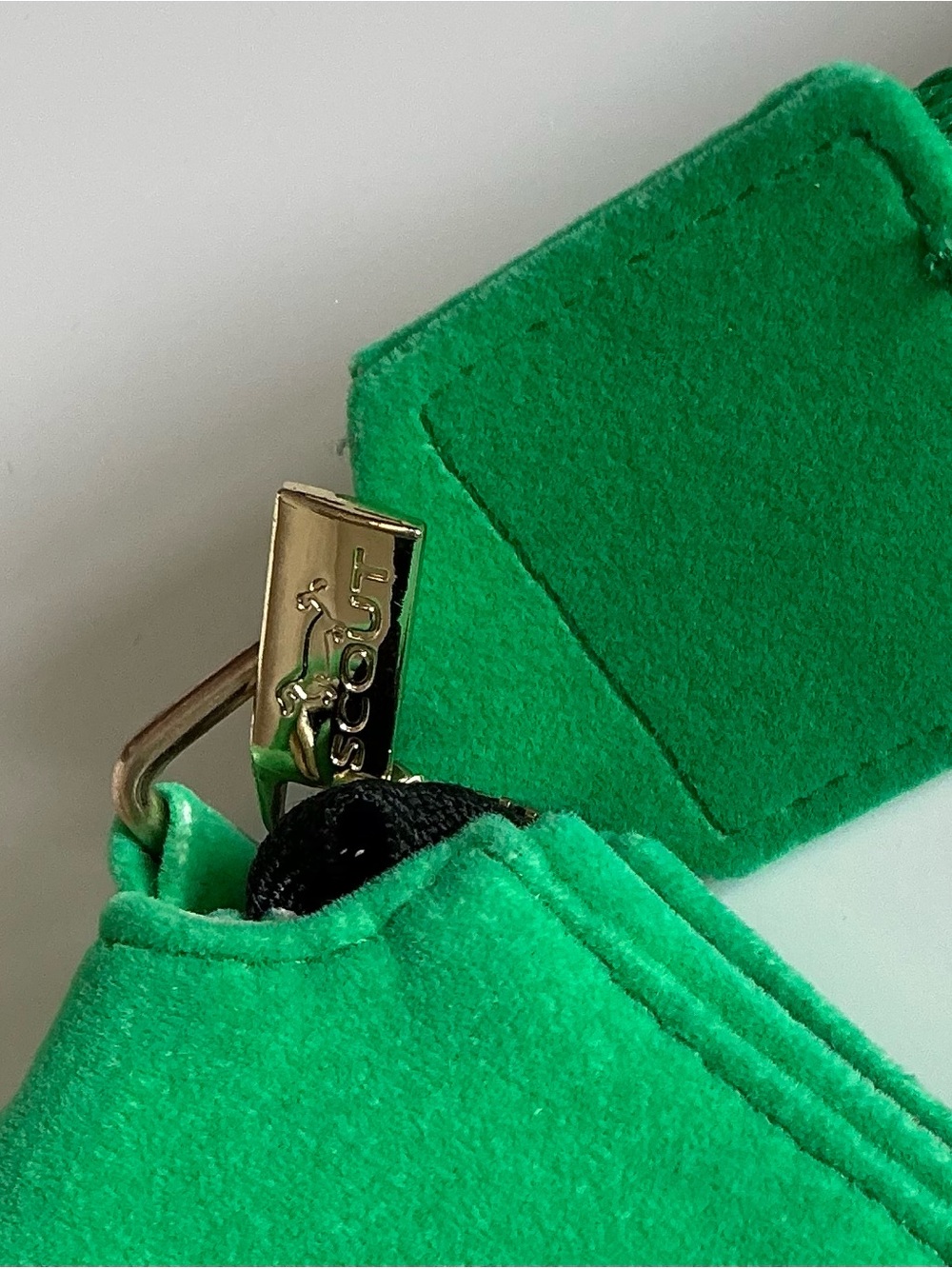 Scout Emily Crossbody - Picture 7 of 10